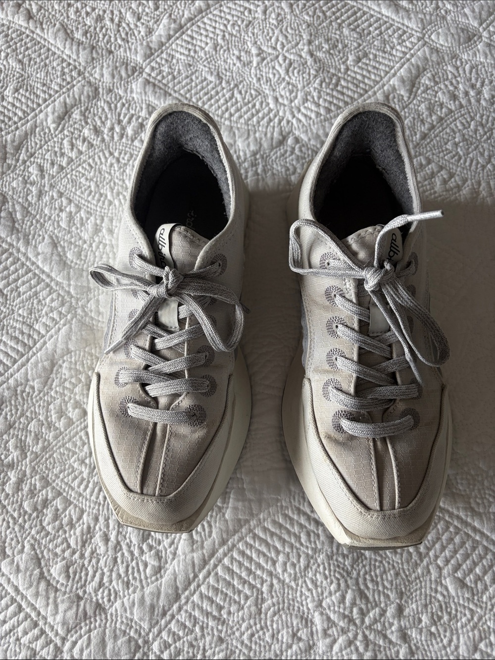 Allbirds Women’s Casual Lace-Up Sneakers in Light Gray